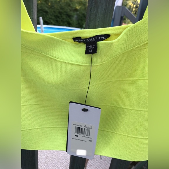 New Women’s Guess Bandage Crop Top in neon yellow, size XS - Picture 2 of 8